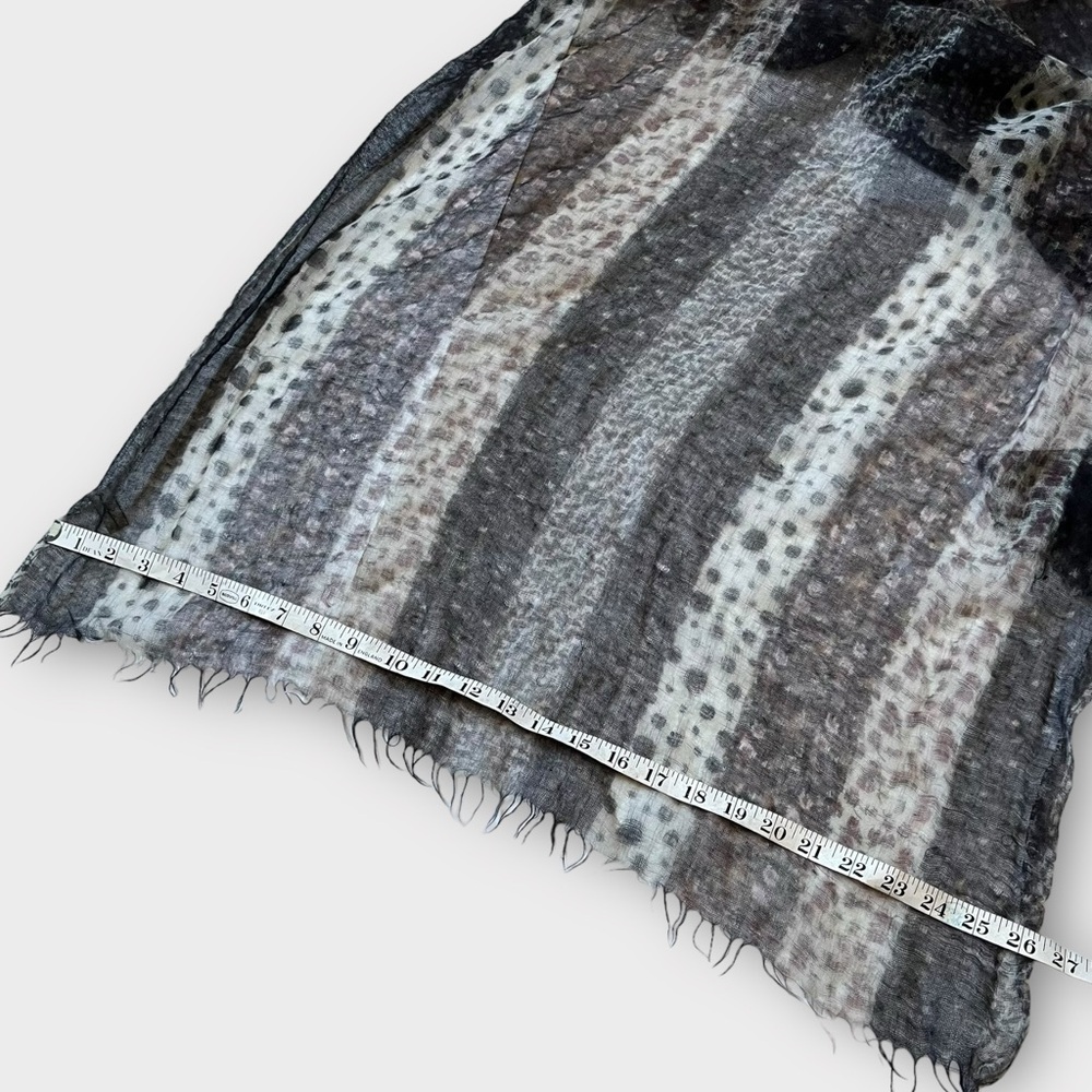 Sue & Kashmere Animal Print Cashmere Scarf Shawl Wrap - Picture 12 of 13